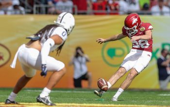 Arkansas Razorbacks place kicker CAM LITTLE (29) kicks the ball during the Outback Bowl at Raymond James Stadium in Tampa, FL on January 1, 2022.