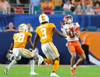 Clemson Tigers wide receiver ANTONIO WILLIAMS (0) catches the ball during the 2022 NCAA Capital One Orange  Bowl game between the Tennessee Volunteers  and the Clemson Tigers at Hard Rock Stadium  in Miami Gardens, FL on December 30, 2022.