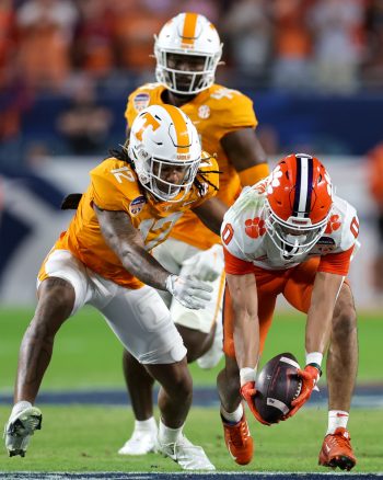 Clemson Tigers wide receiver ANTONIO WILLIAMS (0) drops a catch during the 2022 NCAA Capital One Orange  Bowl game between the Tennessee Volunteers  and the Clemson Tigers at Hard Rock Stadium  in Miami Gardens, FL on December 30, 2022.