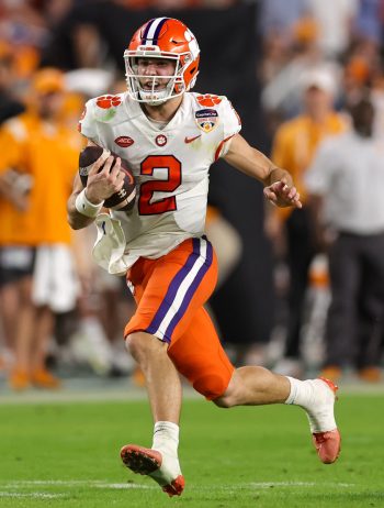 Clemson Tigers quarterback CADE KLUBNIK (2) runs the ball during the 2022 NCAA Capital One Orange  Bowl game between the Tennessee Volunteers  and the Clemson Tigers at Hard Rock Stadium  in Miami Gardens, FL on December 30, 2022.