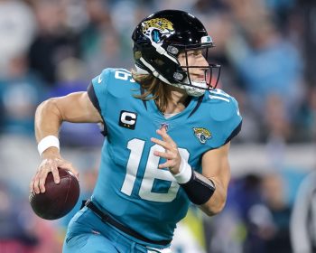 Jacksonville Jaguars quarterback TREVOR LAWRENCE (16) runs the ball during the Jacksonville Jaguars vs Tennessee Titans NFL game at TIAA Bank Field Stadium in Jacksonville, Fl on January 7, 2023.