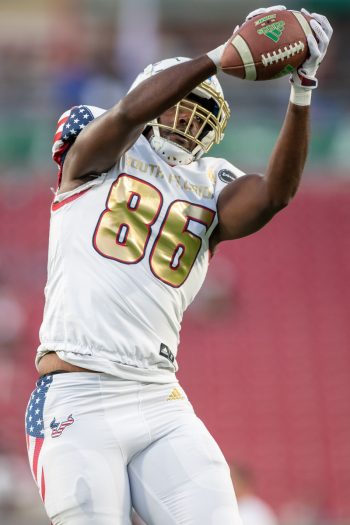 Tampa, FL - November 12: South Florida Bulls tight end Flaubert Akepeu (86) receives a catch at warm ups during a college football game between South Florida Bulls and Cincinnati Bearcats played on November 12, 2021 at Raymond James Stadium in Tampa, FL. (Photo credit: Cory Knowlton/Sportscene Media)